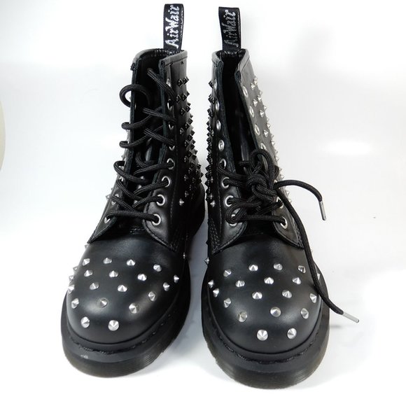 Dr. Martens 1460 Stud Wanama Combat BOOTS Size 7 Black Leather 8-Eye NEW - Picture 6 of 13